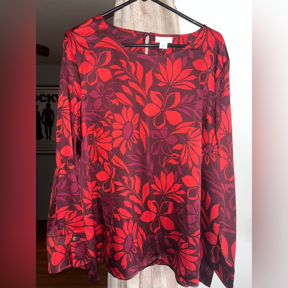 Women’s Liz Claiborne Round Neck Long Sleeve Satin Blouse size XXL